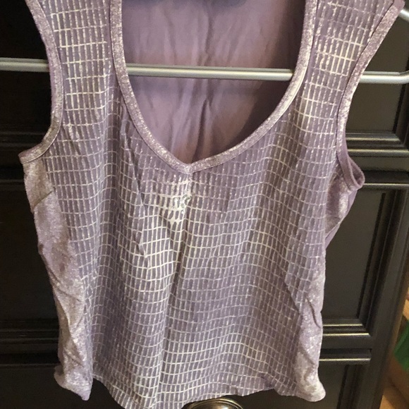 GAP - Picture 4 of 4